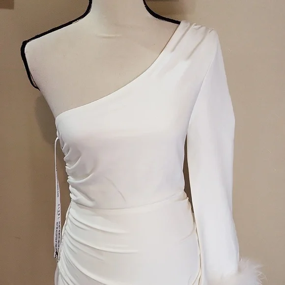 Club L London Mini Dress - Picture 6 of 16